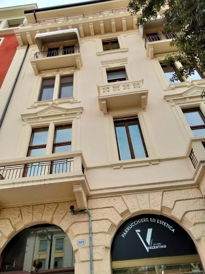 Rooms Corso Porta Nuova Verona Italy